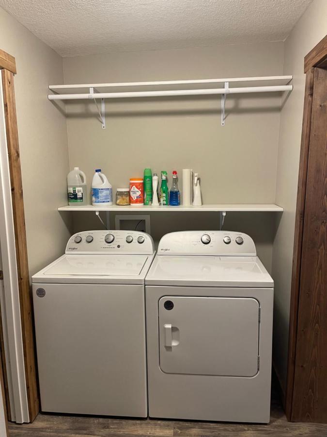 Modern Farmhouse 3 Bed, 2 Bath Apartment, Sleeps 7, Lots Of Space, Steps To Downtown, Honeywell & Eagles Theater Wabash Luaran gambar