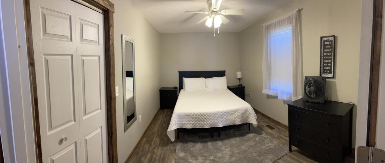 Modern Farmhouse 3 Bed, 2 Bath Apartment, Sleeps 7, Lots Of Space, Steps To Downtown, Honeywell & Eagles Theater Wabash Luaran gambar